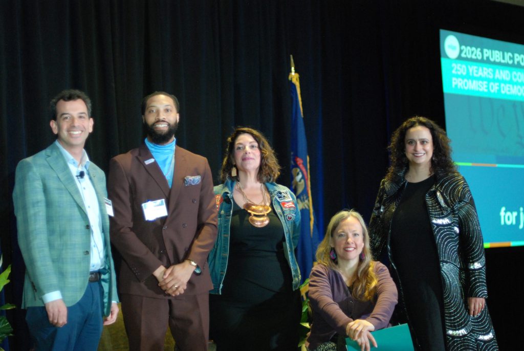 panelists-group